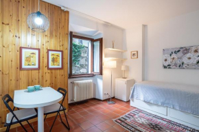 Como Pretty Studio Apt
